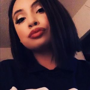 Meet your Posher, Jade